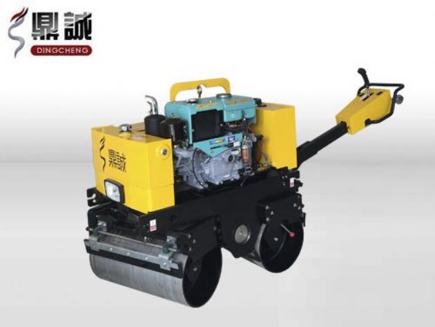 點(diǎn)擊查看詳細(xì)信息<br>標(biāo)題：DC-840-I全液壓手扶雙鋼輪壓路機(jī) 閱讀次數(shù)：14625