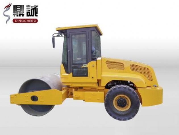 點(diǎn)擊查看詳細(xì)信息<br>標(biāo)題：6噸單鋼輪振動(dòng)壓路機(jī) 閱讀次數(shù)：13379